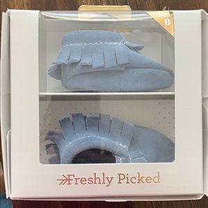 Freshly picked moccs size 0